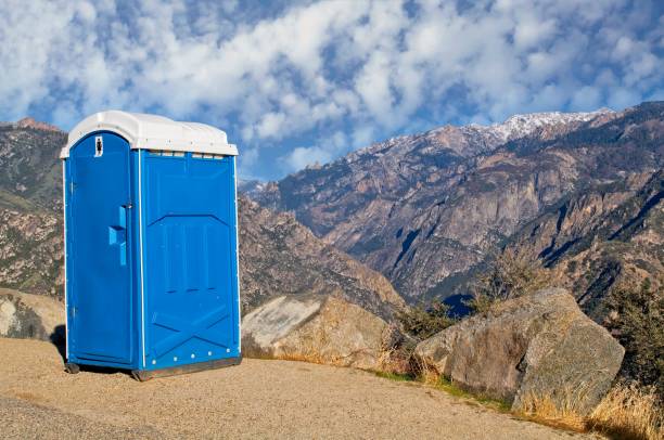 Best Portable bathroom rental  in Avon, OH